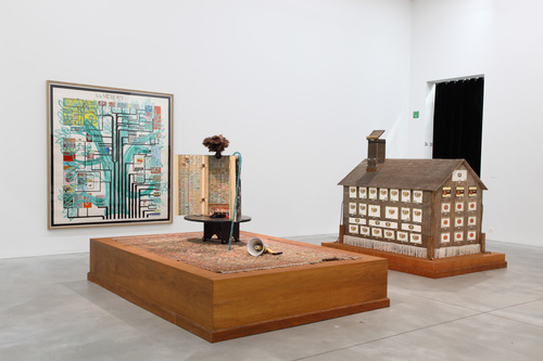 De vruchtbare ruïne - Installation view