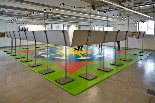 Les Nébuleuses: MON TOUT: Les étourdissements - Installation view