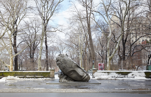Mark Manders - Tilted Head