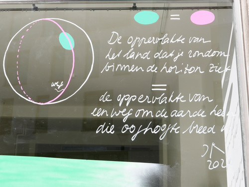 Open raam LLS Paleis - Installation view