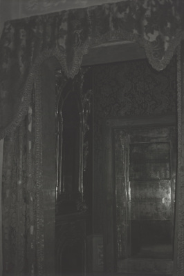 twentyseven.one.seven - Dirk Braeckman - 27.1 / 21.7 / 025 / 2014