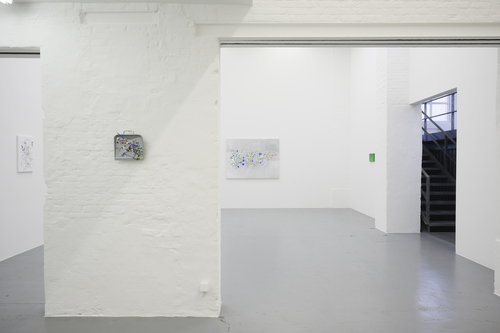 low fixed media show - 