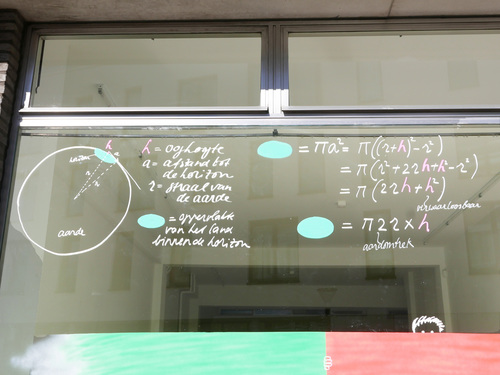 Open raam LLS Paleis - Installation view