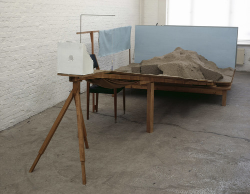 Mark Manders - Room with Landscape and Fake Ballpoint