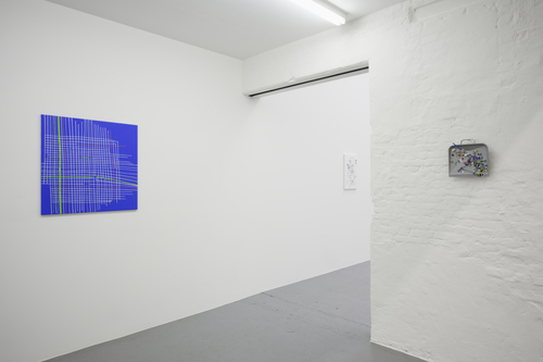 low fixed media show - 