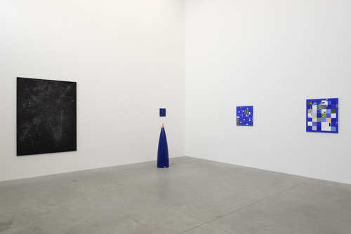 low fixed media show - 