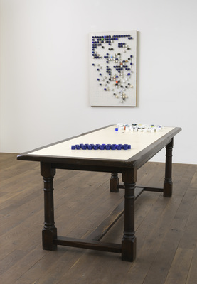 low fixed media show - Containers