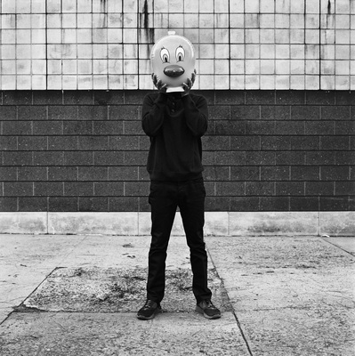 New Squares - Anton Corbijn - Jeff Koons (mask), New York