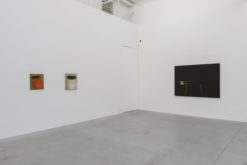 The single brushstroke as a horizon between heaven and earth - Installation view