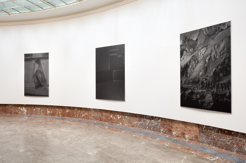 Dirk Braeckman - Installation view