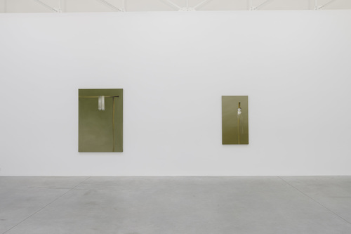 The single brushstroke as a horizon between heaven and earth - Installation view