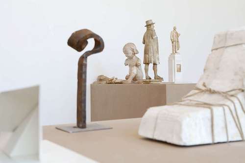 Without Lantern - Installation view