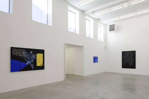 low fixed media show - 