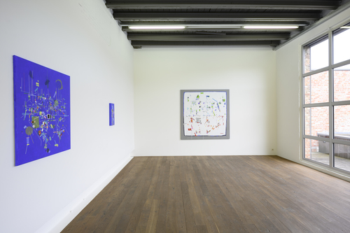 low fixed media show - 