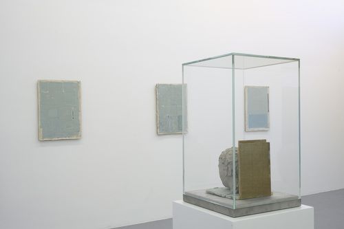 Mark Manders - Installation view